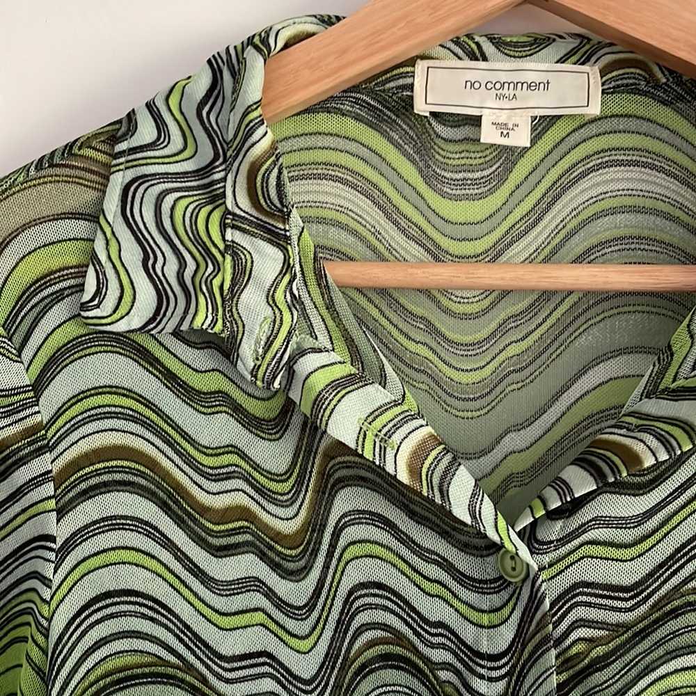 MESH BUTTON DOWN TOP - Picture 2 of 3